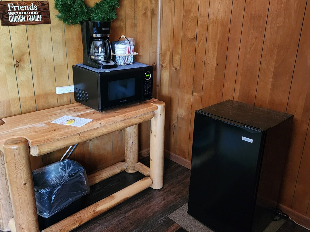 Sunshine Motel And Cabins主图