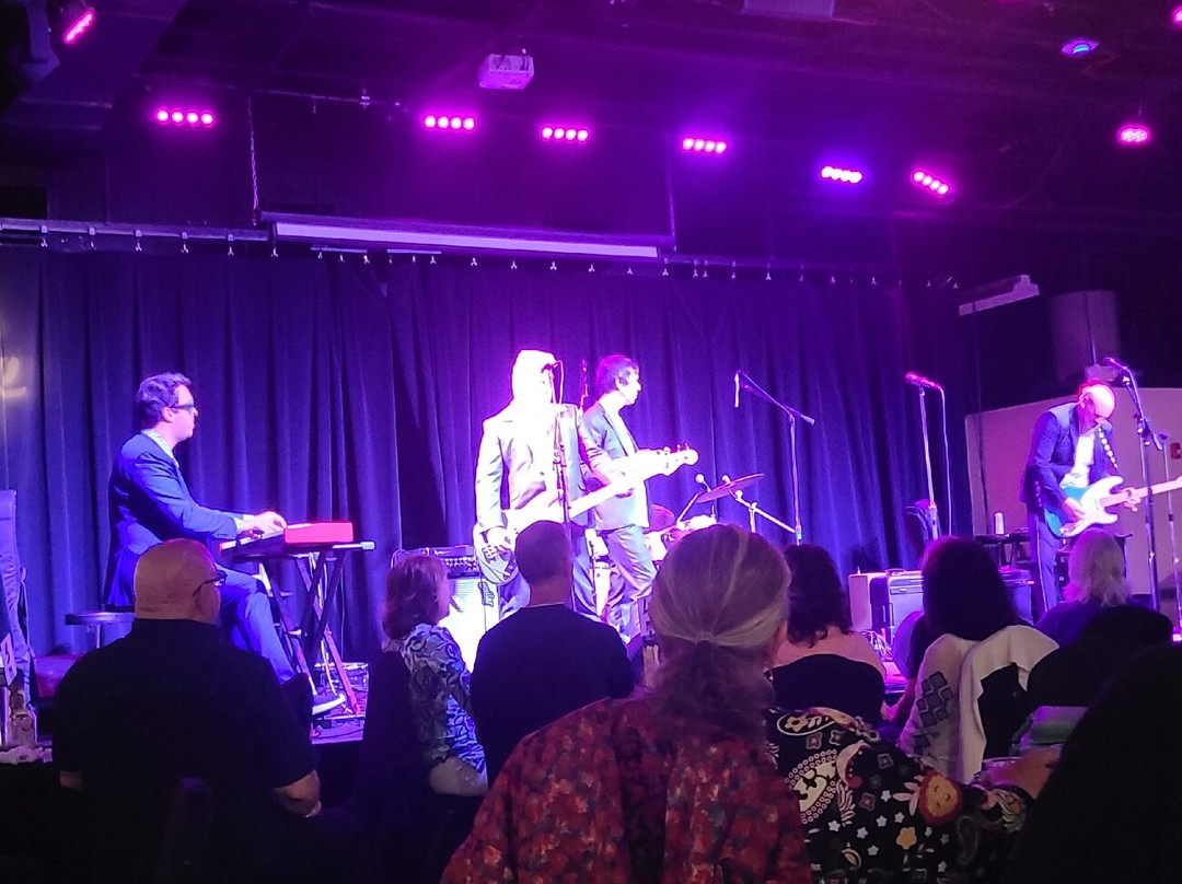 Arts Garage-德拉海滩必去景点