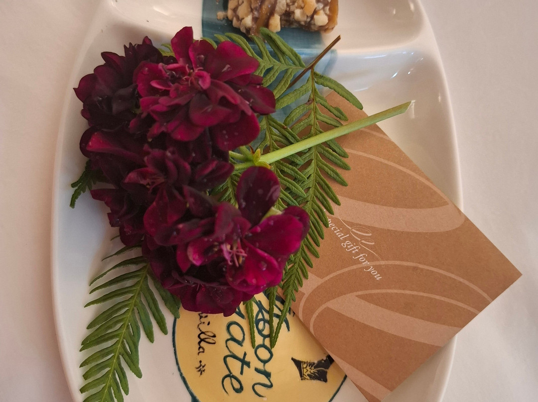 月亮门别墅酒店主图