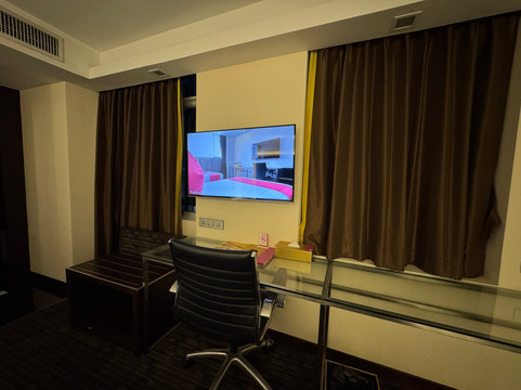 曼谷京华大酒店主图