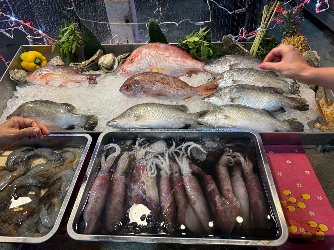 A.NAN Surin Thai Restaurant & Bar