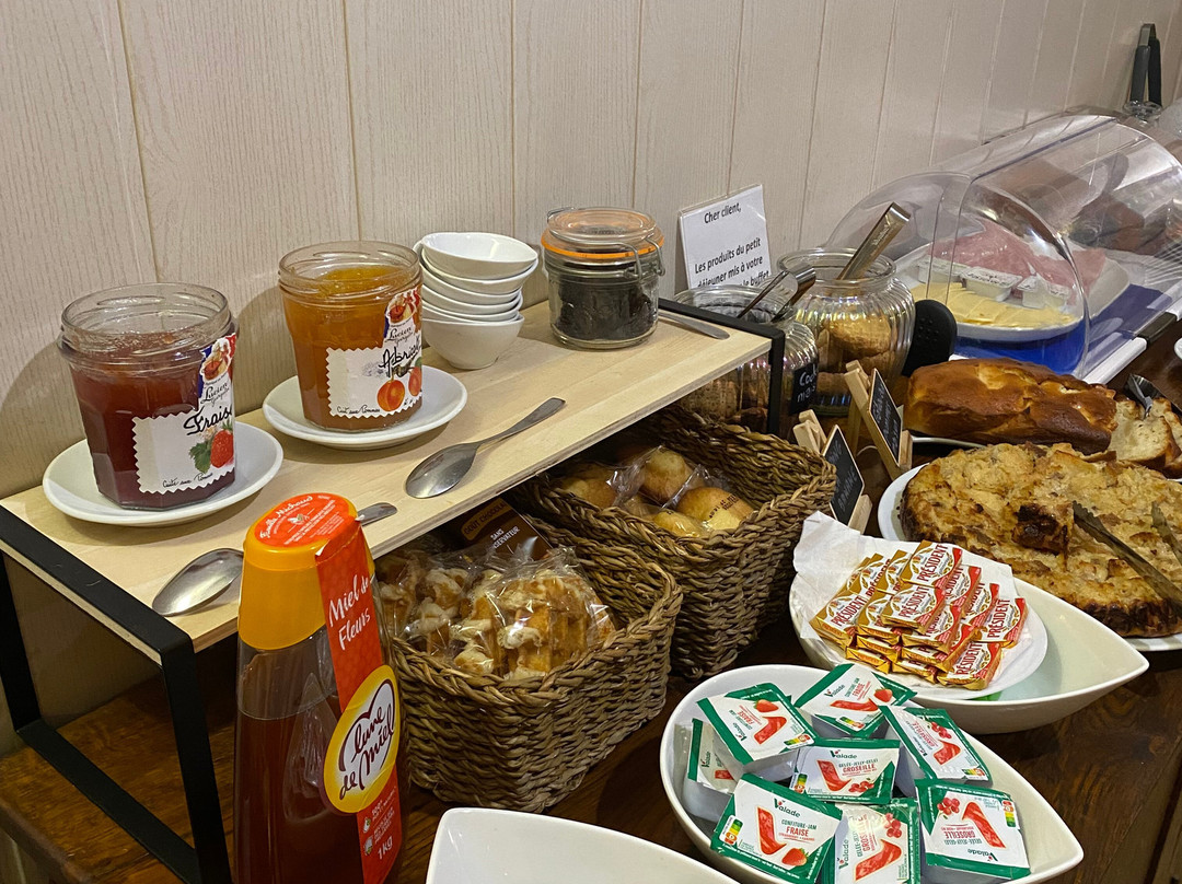 拉玛日斯特尔客栈主图