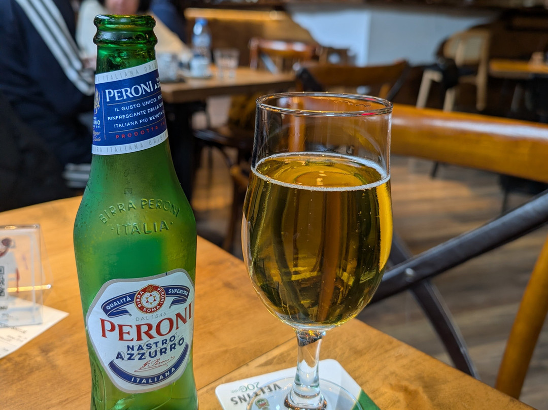 Oping's Cocktails And Beer-地拉那必去景点