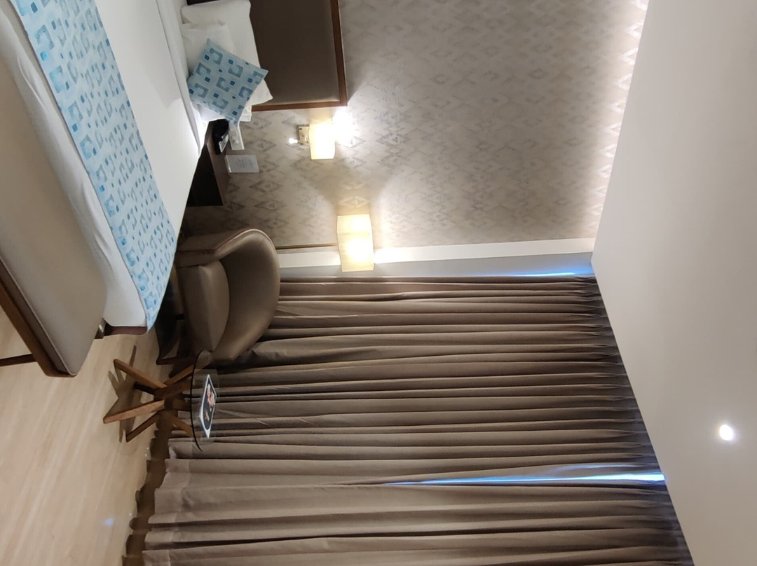 VIhang's Palm Club主图