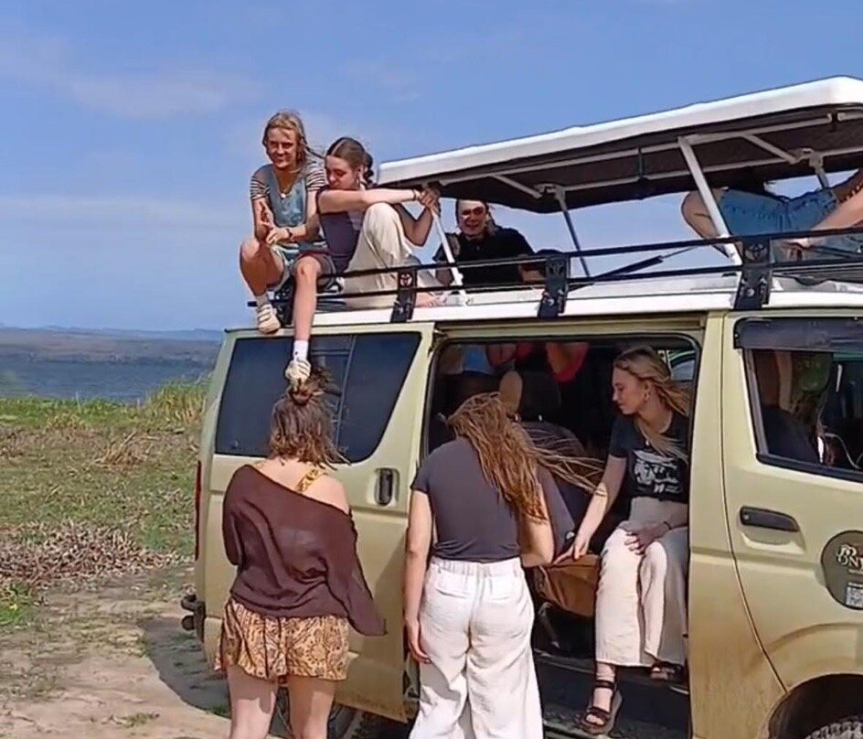 Onyx Nature Safaris-Kira Town必去景点