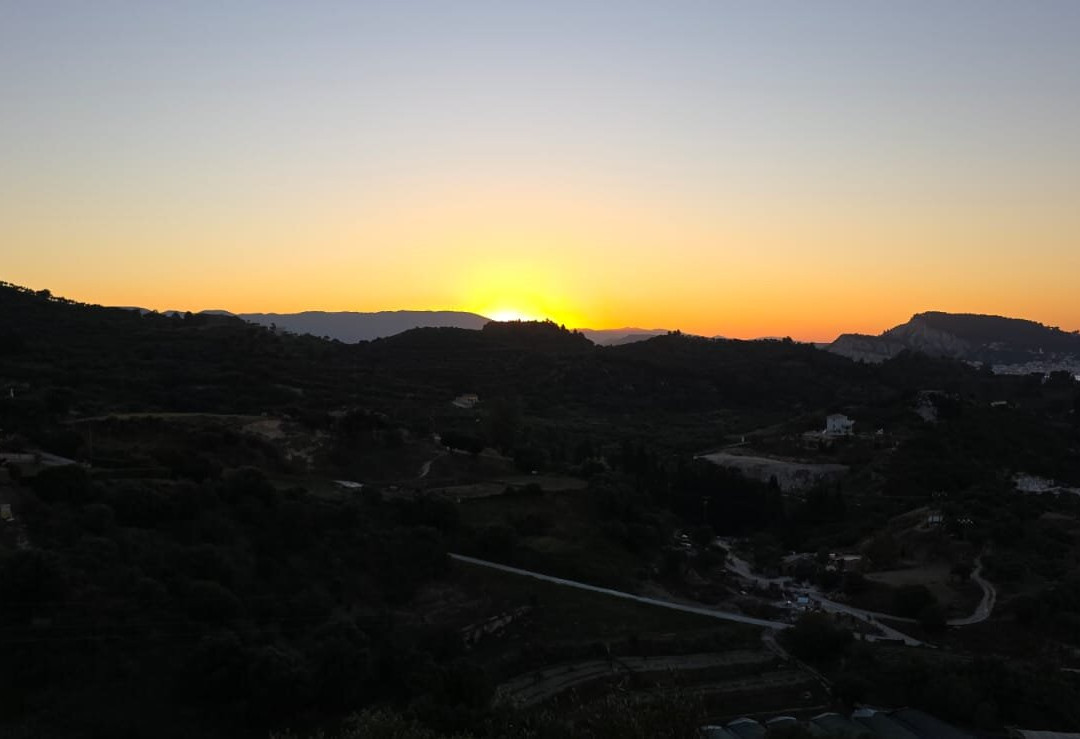 Papillon Hotel主图