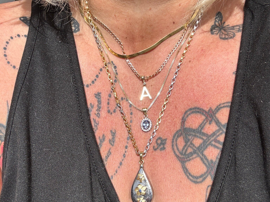 Selen  Jewellery景点图片