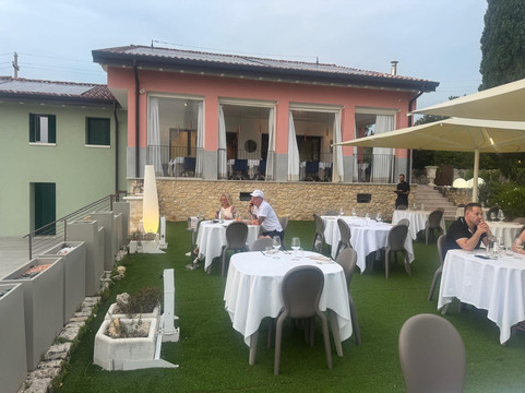 Miski - Ristorante Panoramico A Verona主图