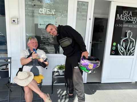 Isla Massage-英国人海滩必去景点