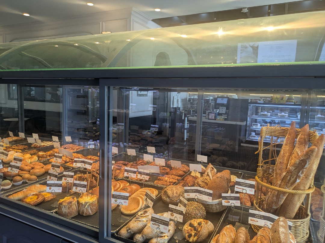 Paris Levain Boulangerie & Cafe