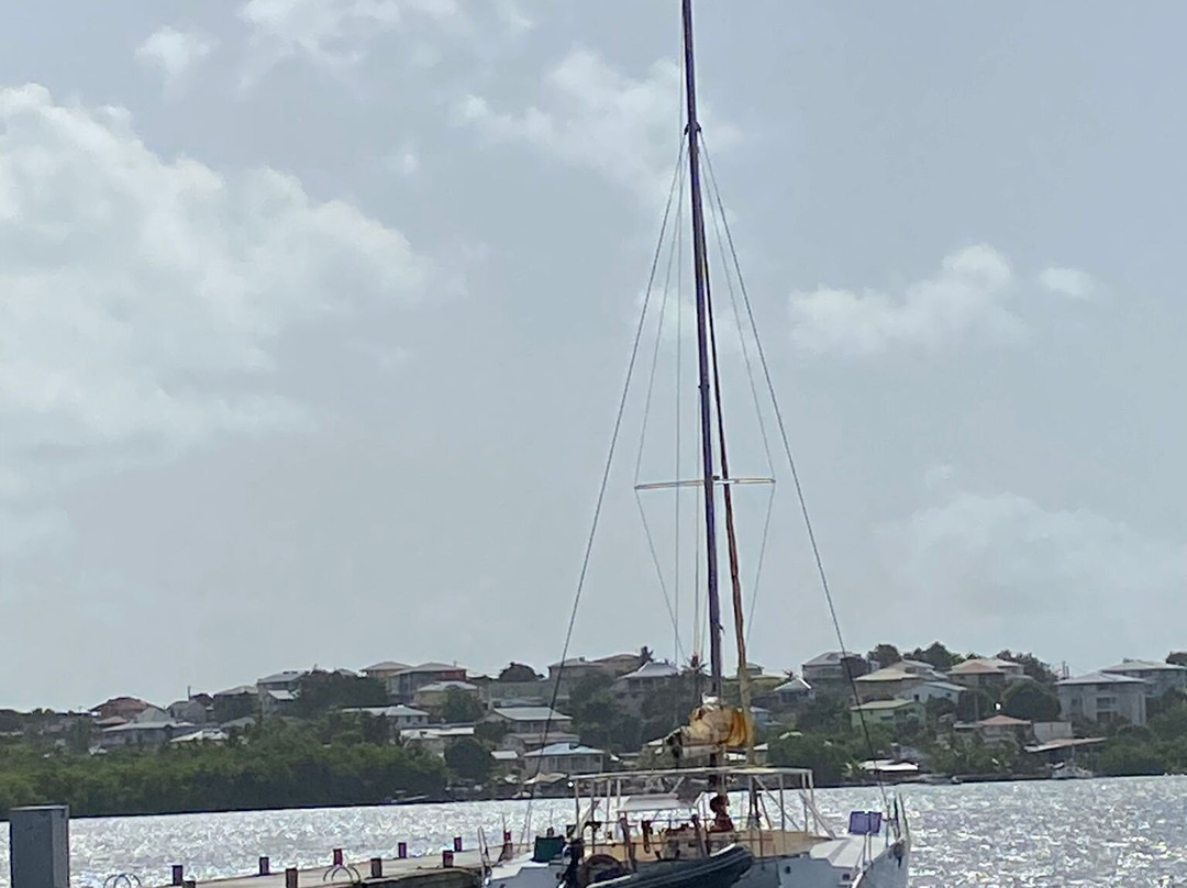 Catamaran Bwa Drese-Le Robert必去景点