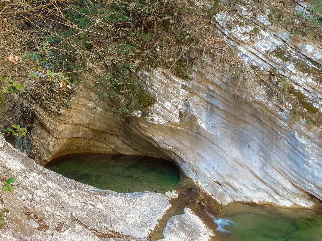 Piovere Di Tignale, Cascate-Piovere必去景点