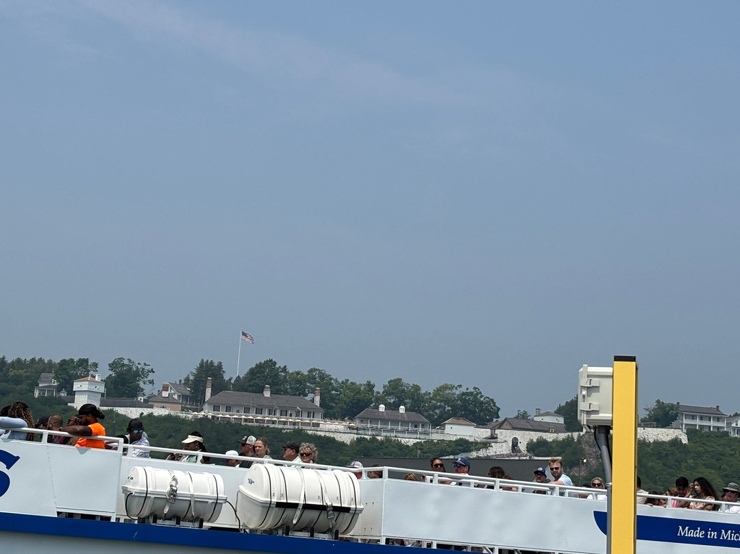 Wings of Mackinac Butterfly Conservatory-麦其诺岛必去景点