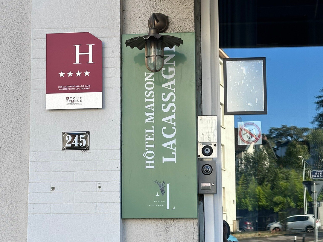 Hôtel Maison Lacassagne主图