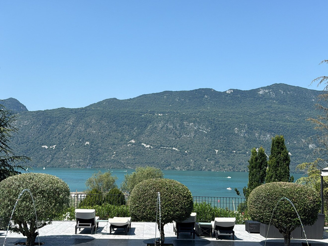 杜拉克套房酒店主图