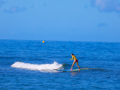 Ka'anapali Surf Club-拉海纳必去景点