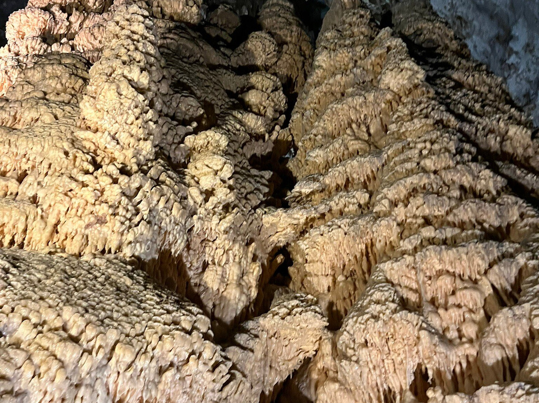 Grotte Di Frasassi Tour Speleo Rosso-Genga必去景点