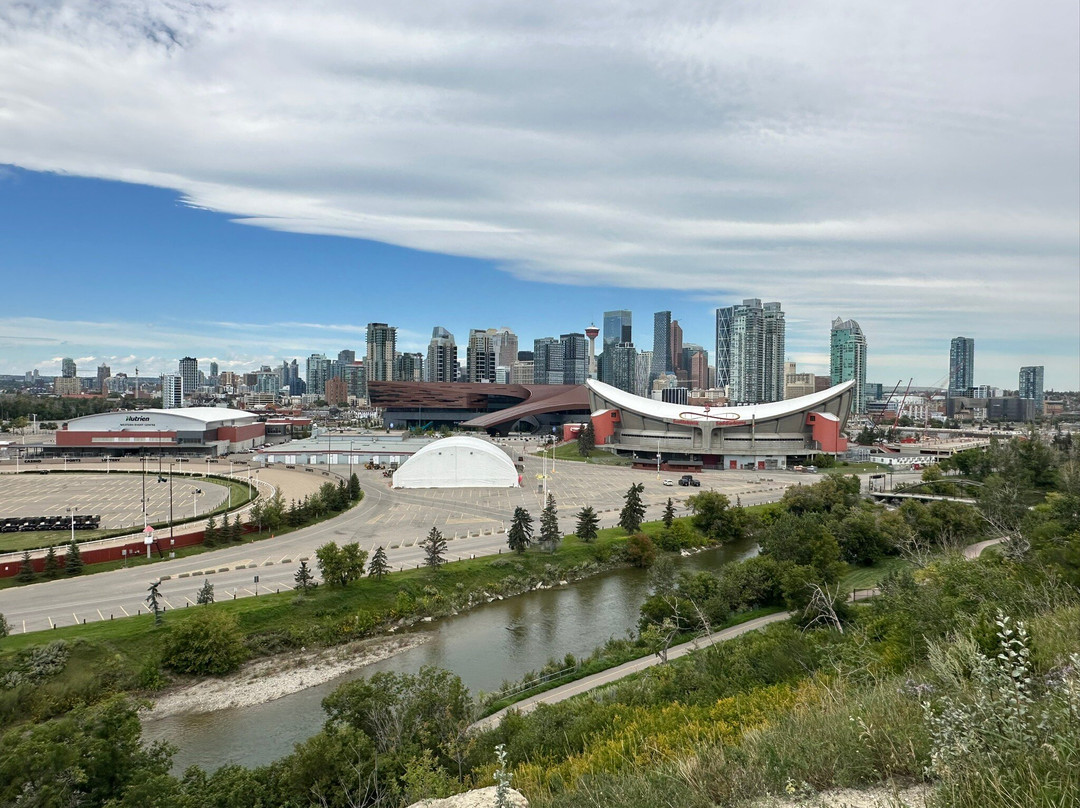 Toonie Tours Calgary-卡尔加里必去景点