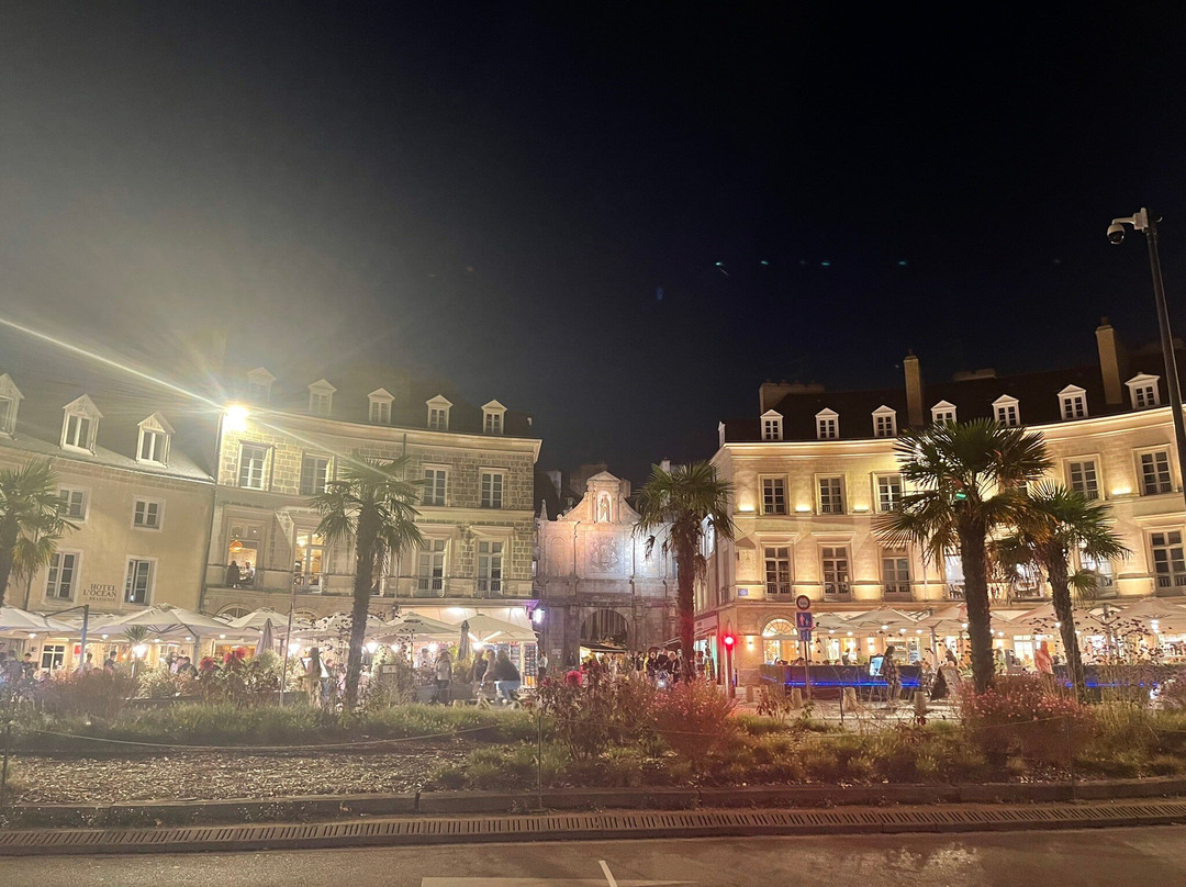 Centre Historique de Vannes-瓦讷必去景点