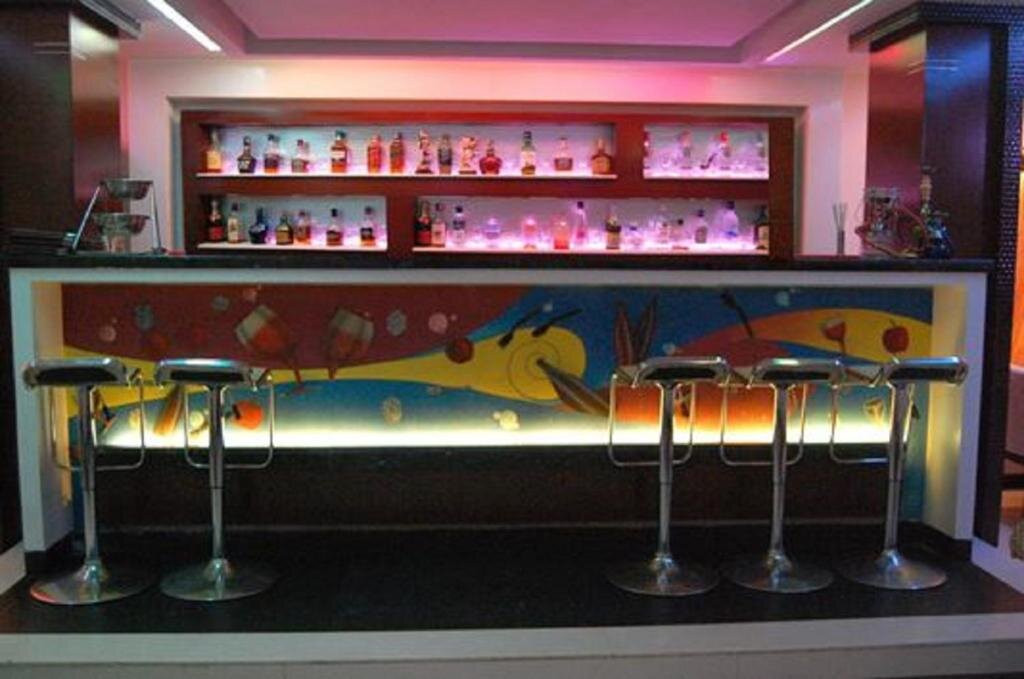 Hotel Amit International主图