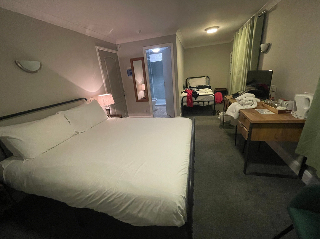 The Windmill Hotel主图