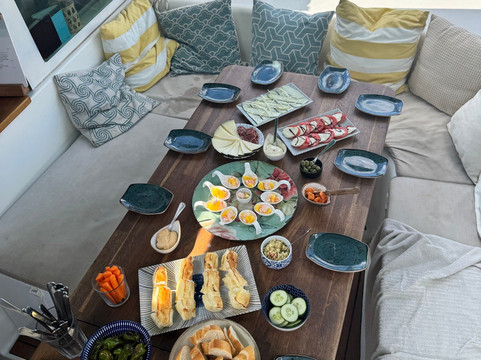 SAILINGJONA Catamaran Charter-圣庞沙必去景点