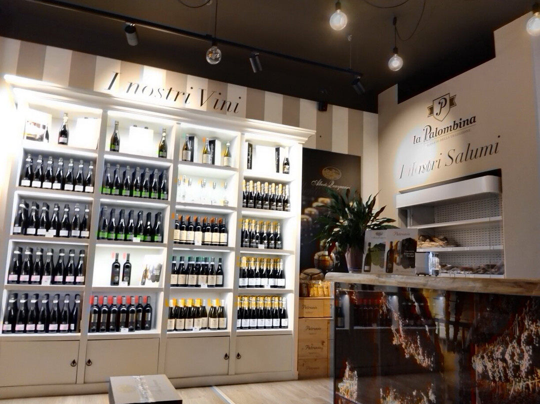 Alberto Quacquarini-Serrapetrona必去景点