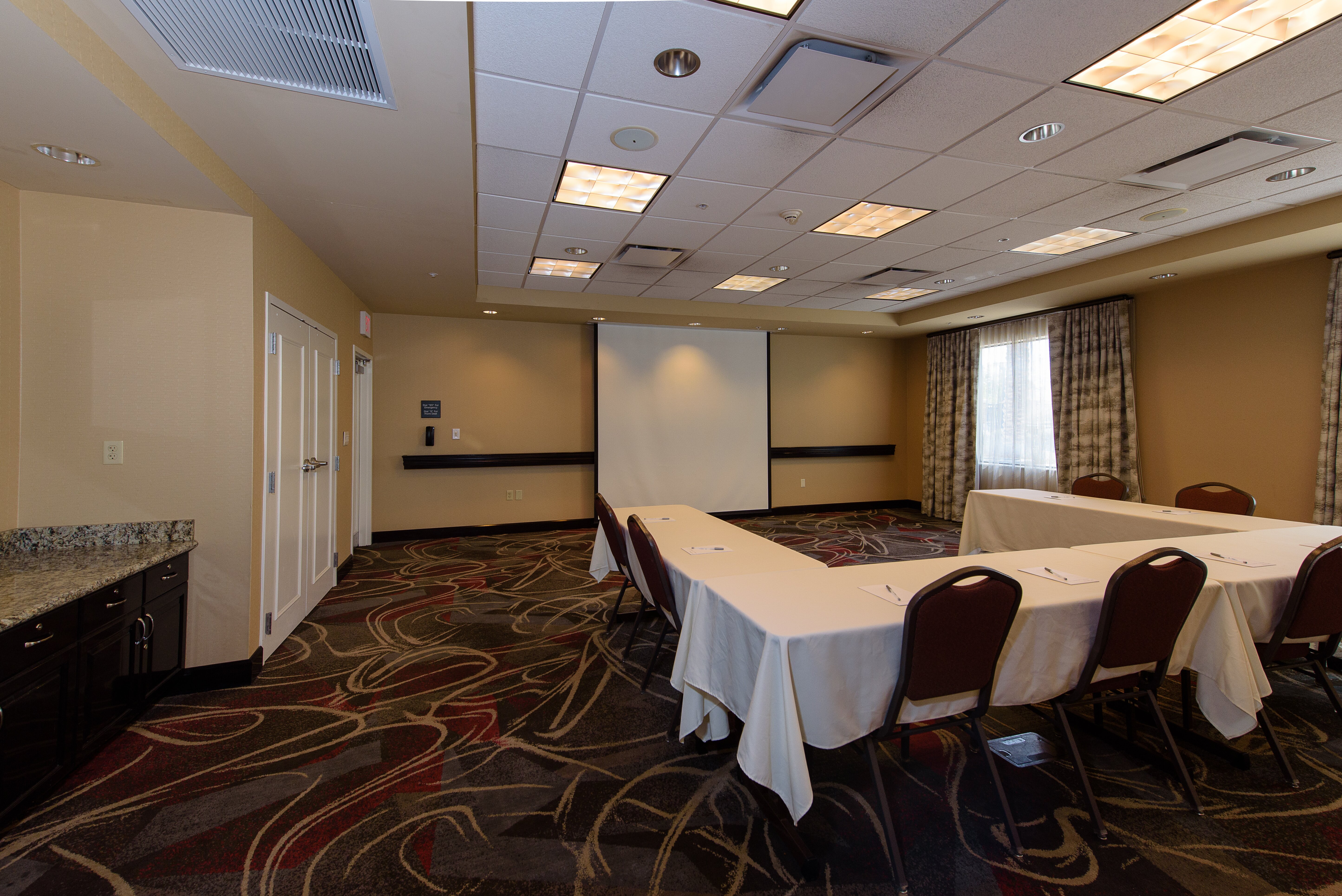 Hampton Inn & Suites Phoenix Chandler-Fashion Center AZ-商务中心/多功能厅