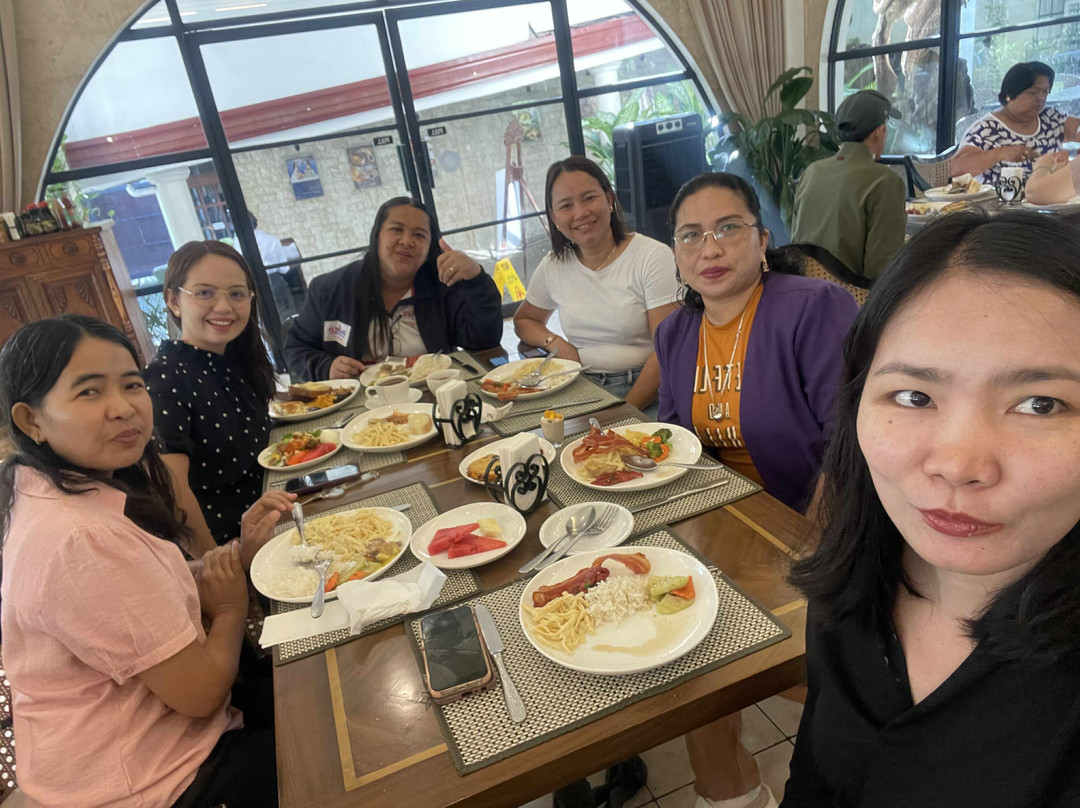 Montebello Villa Hotel