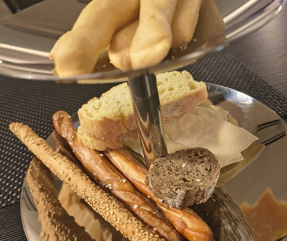 贝斯特韦斯特莫萨巴利安莎高级皇宫酒店主图