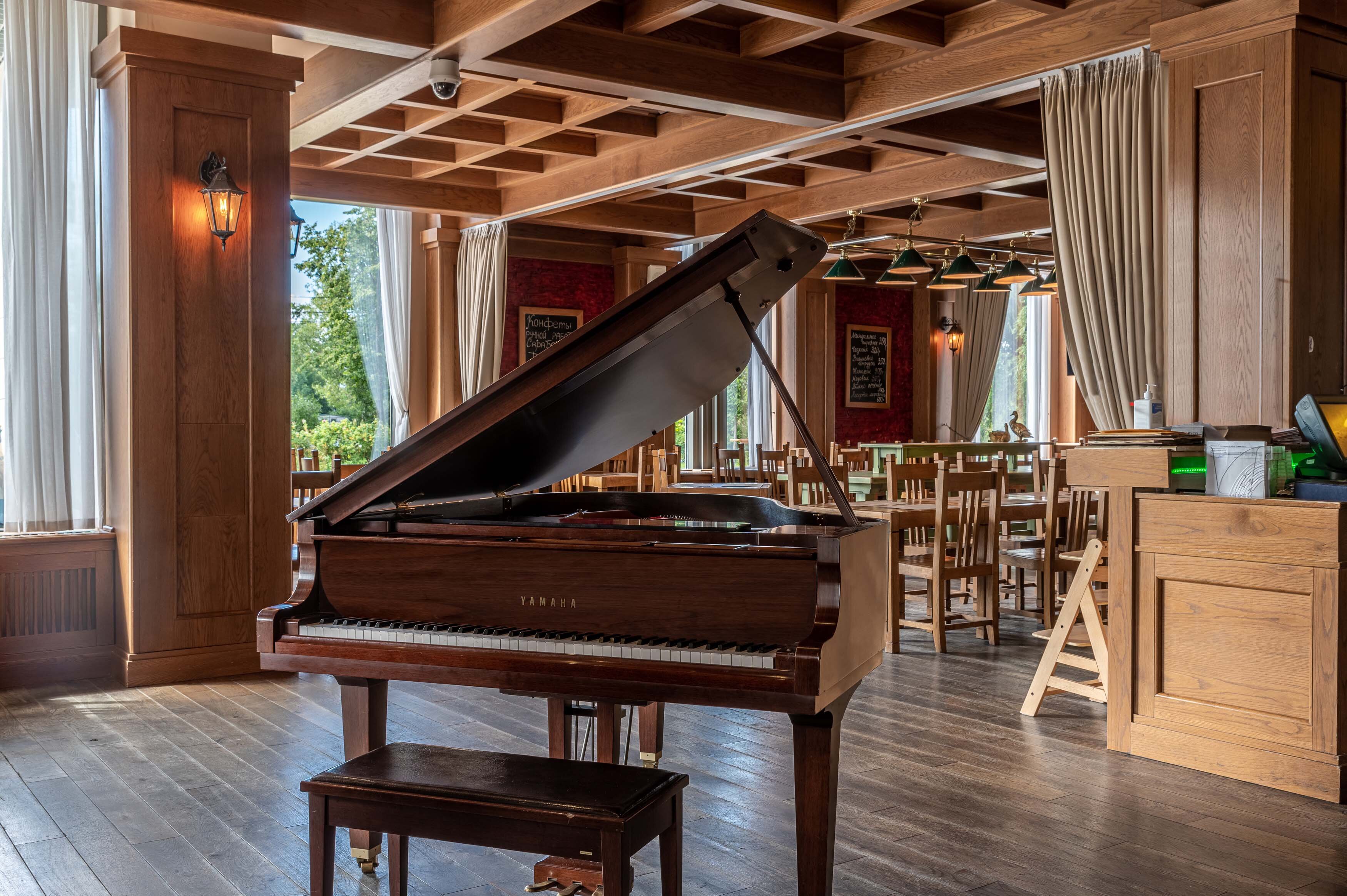 新彼得霍夫酒店-餐饮