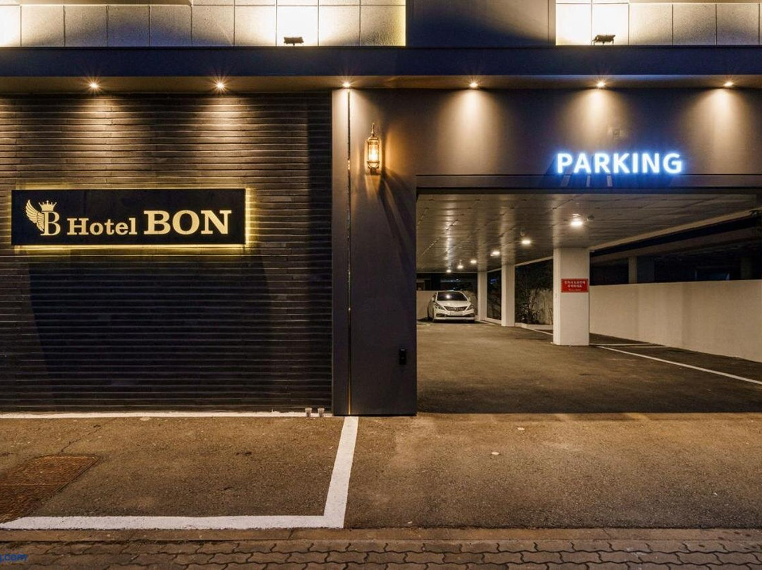 Hotel Bon