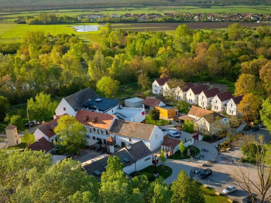 CSELLO MUHLE OSLIP, Eventlocation, Gastronomie & Nachtigung
