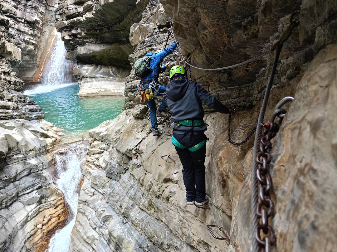 Agua y Nieve-托尔拉必去景点