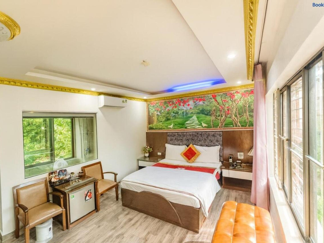 Hoang Gia Long Bien Hotel