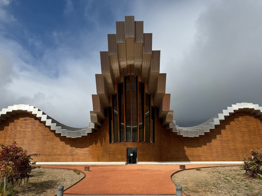 Bodegas Ysios-拉瓜迪亚必去景点