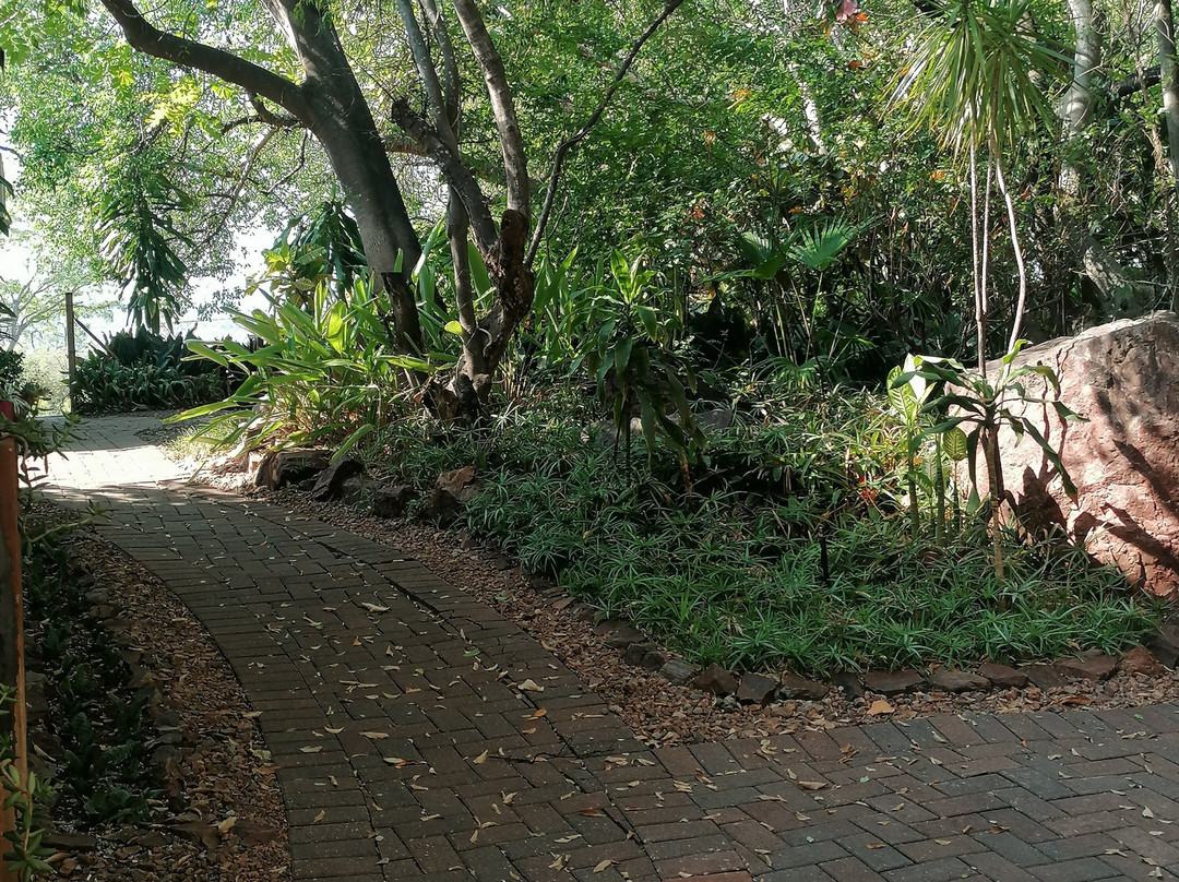 Selati 103 Guest Cottages主图