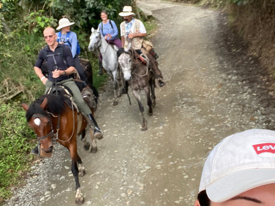 Cabalgatas San Pablo-萨伦托必去景点