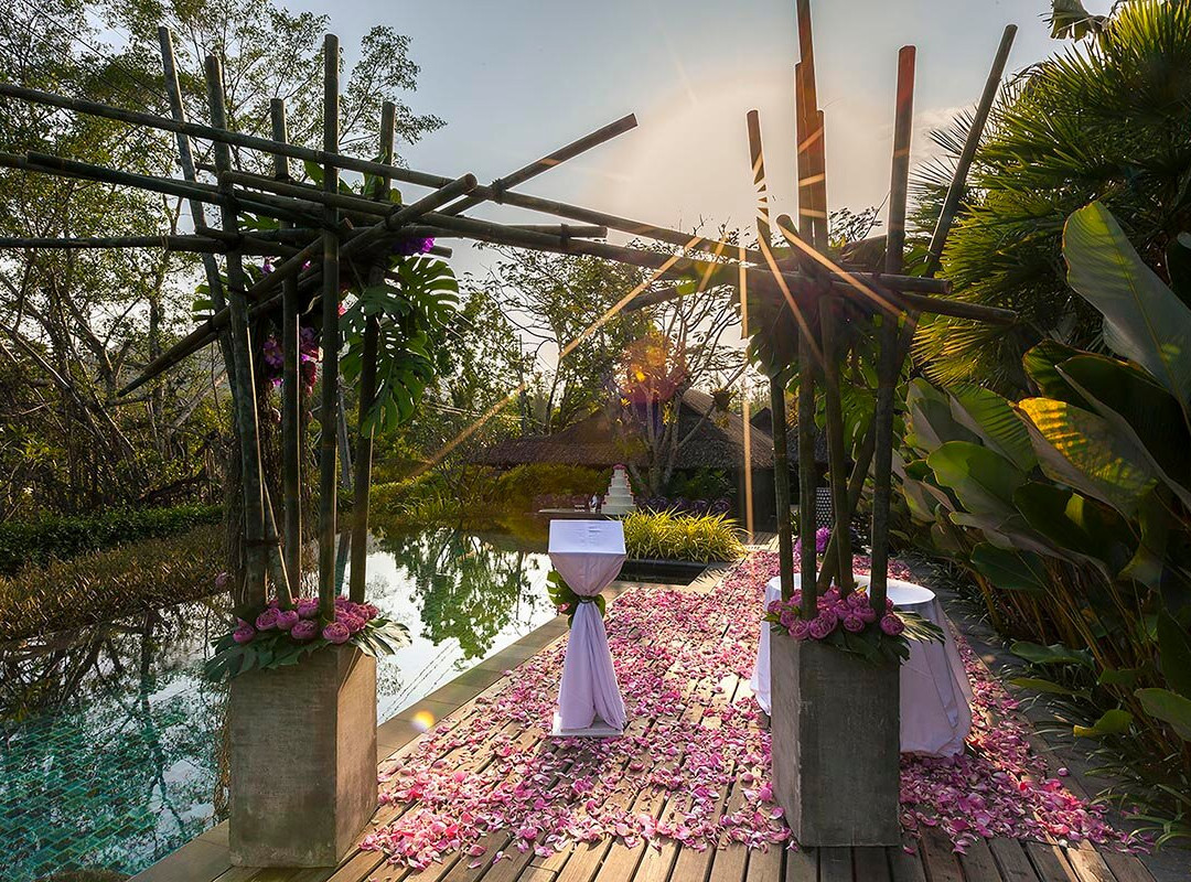 蓝珍珠酒店主图