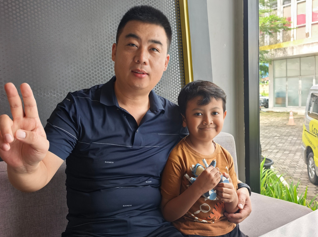 YELLO Hotel Jambi主图