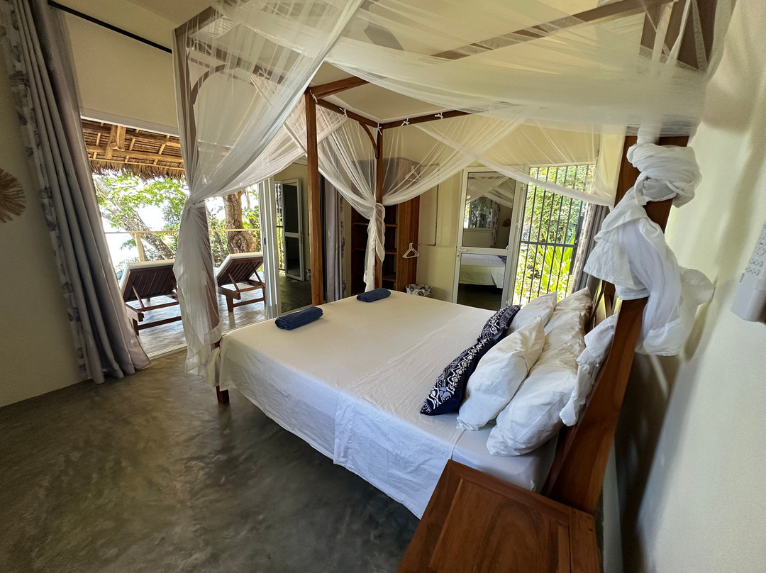 Antafondro酒店住宿-Komba On The Rocks