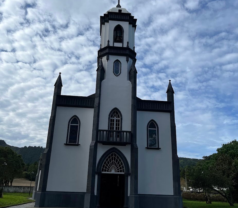 Green Visions Tours-蓬塔德尔加达必去景点