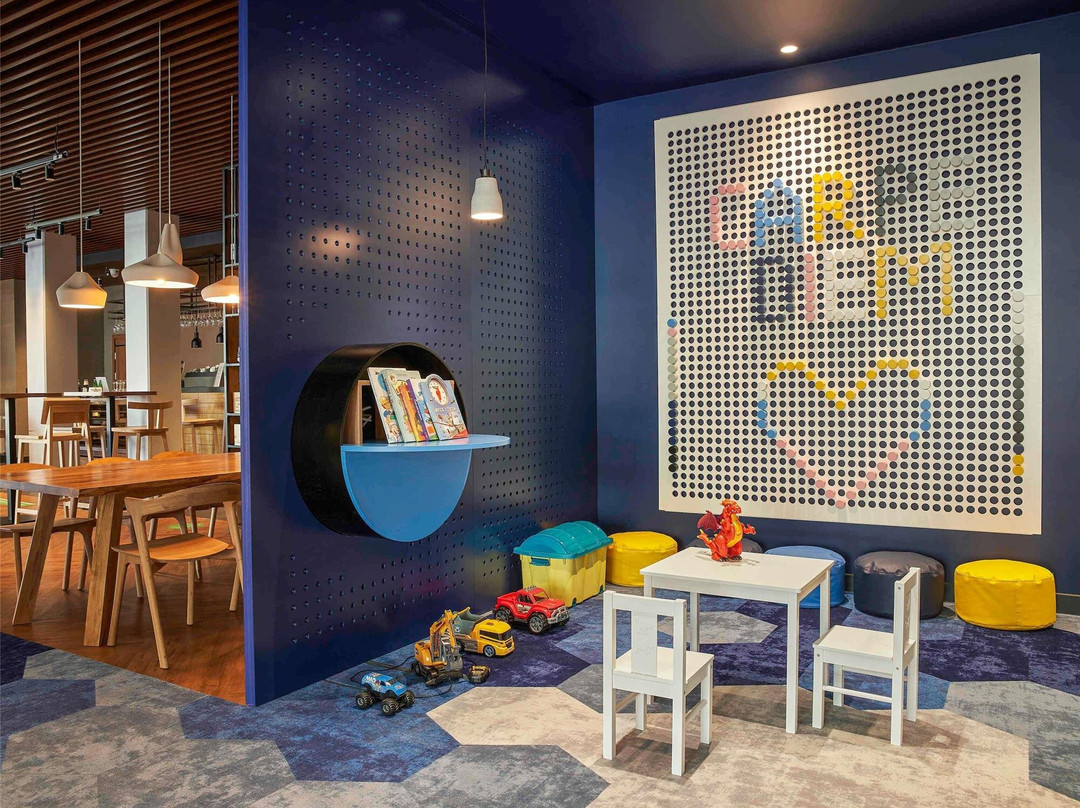 宜必思尚品博莱斯瓦维茨酒店主图