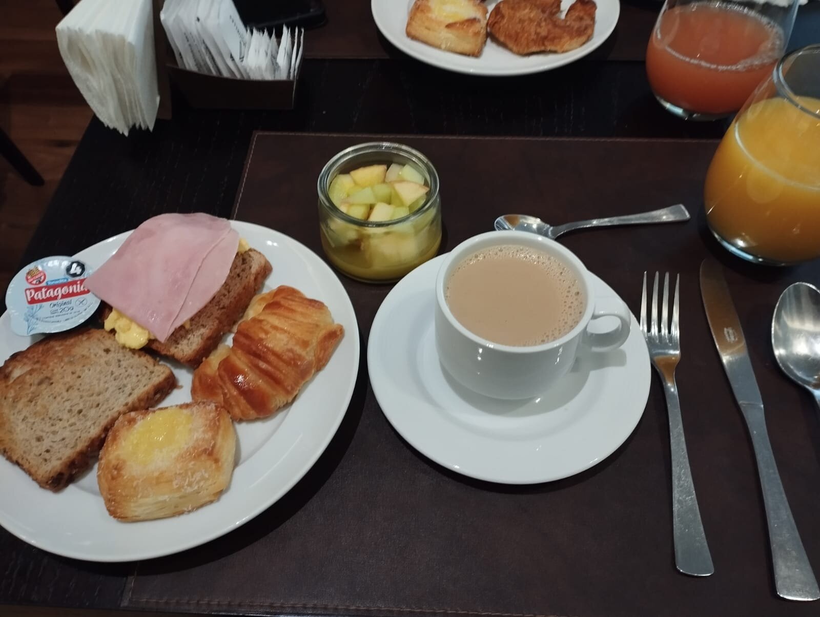 Hotel Grand Brizo La Plata-官方