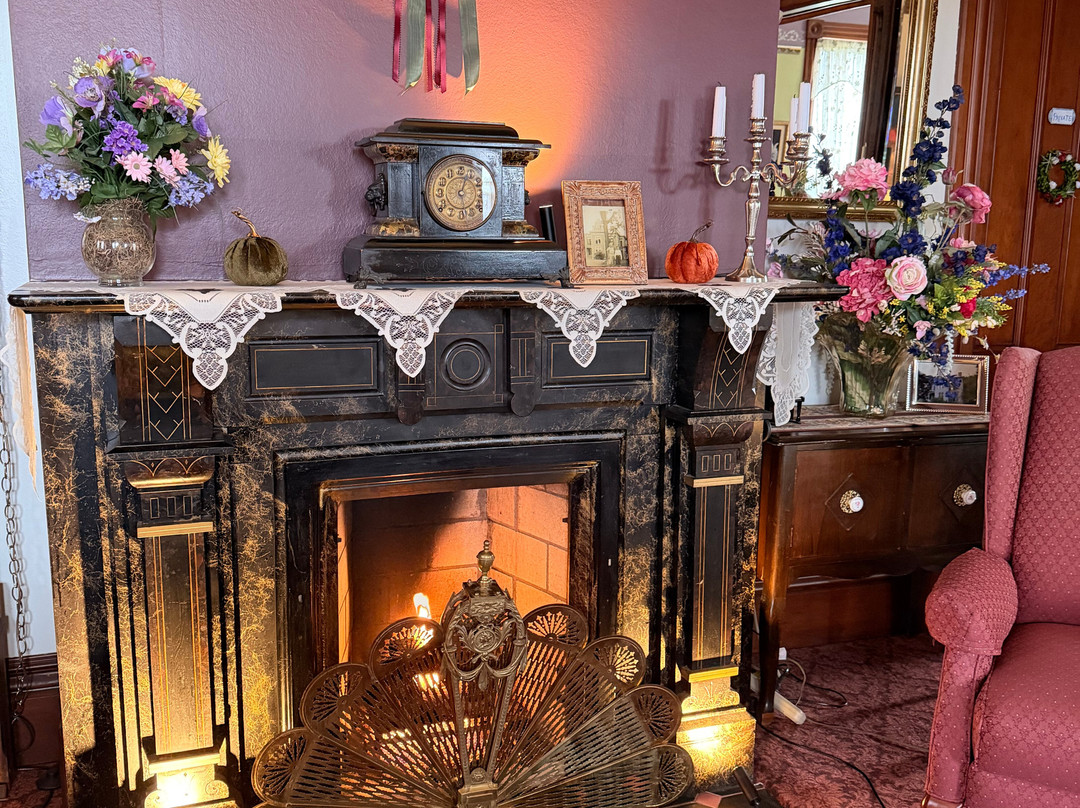 Sutherland House Victorian Bed & Breakfast主图