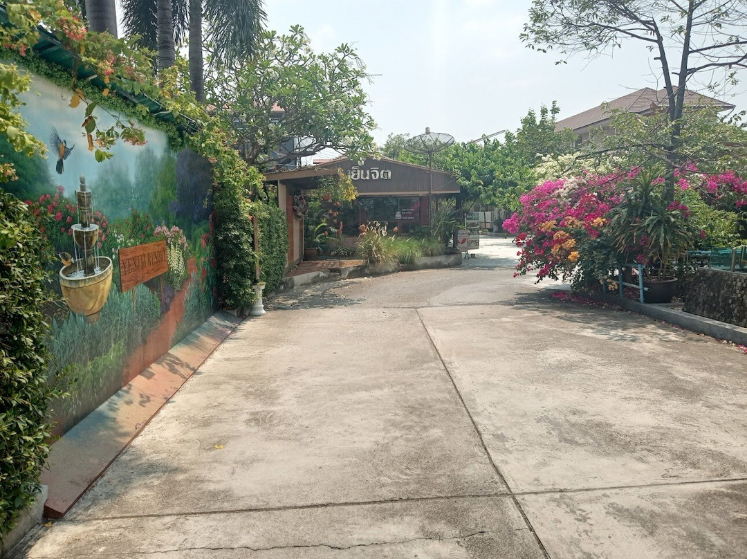 耶特简易别墅度假酒店主图