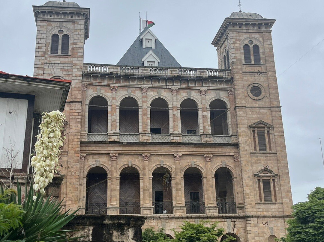 Madagascar Green Tours-安齐拉贝必去景点