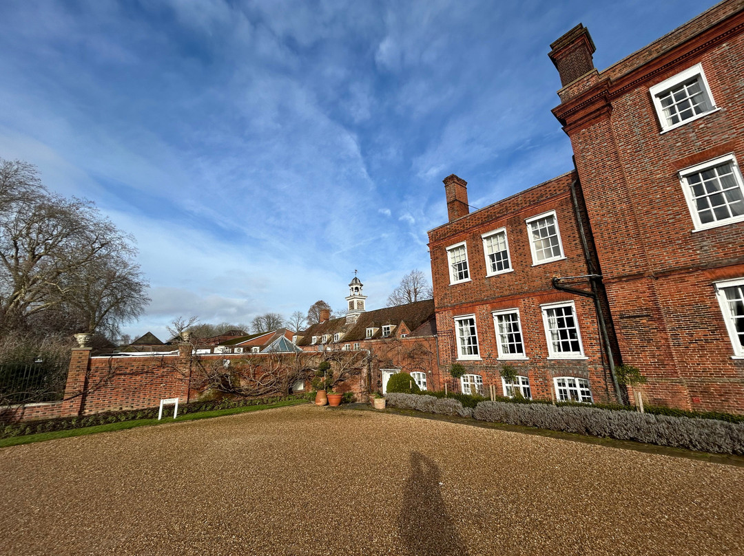 钱普尼斯亨洛酒店主图