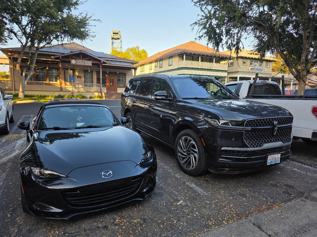 尔湾光谱套房旅馆主图