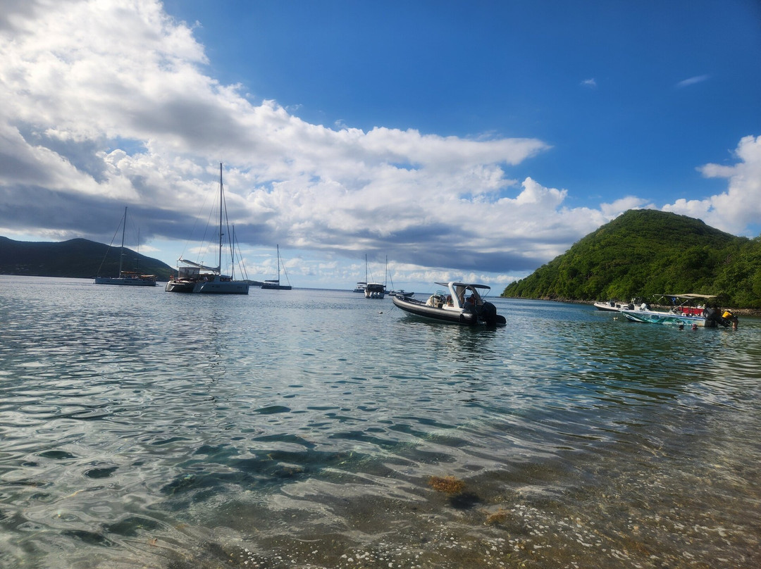 Blue Boat Rental-Gourbeyre必去景点